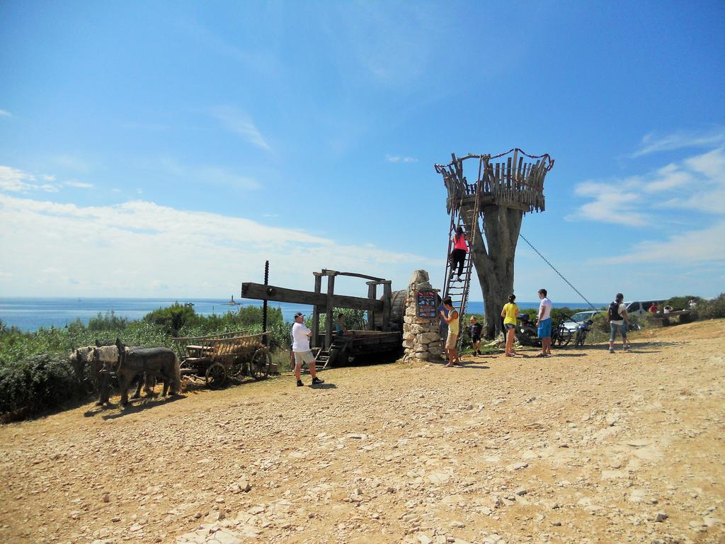 Village * Premantura